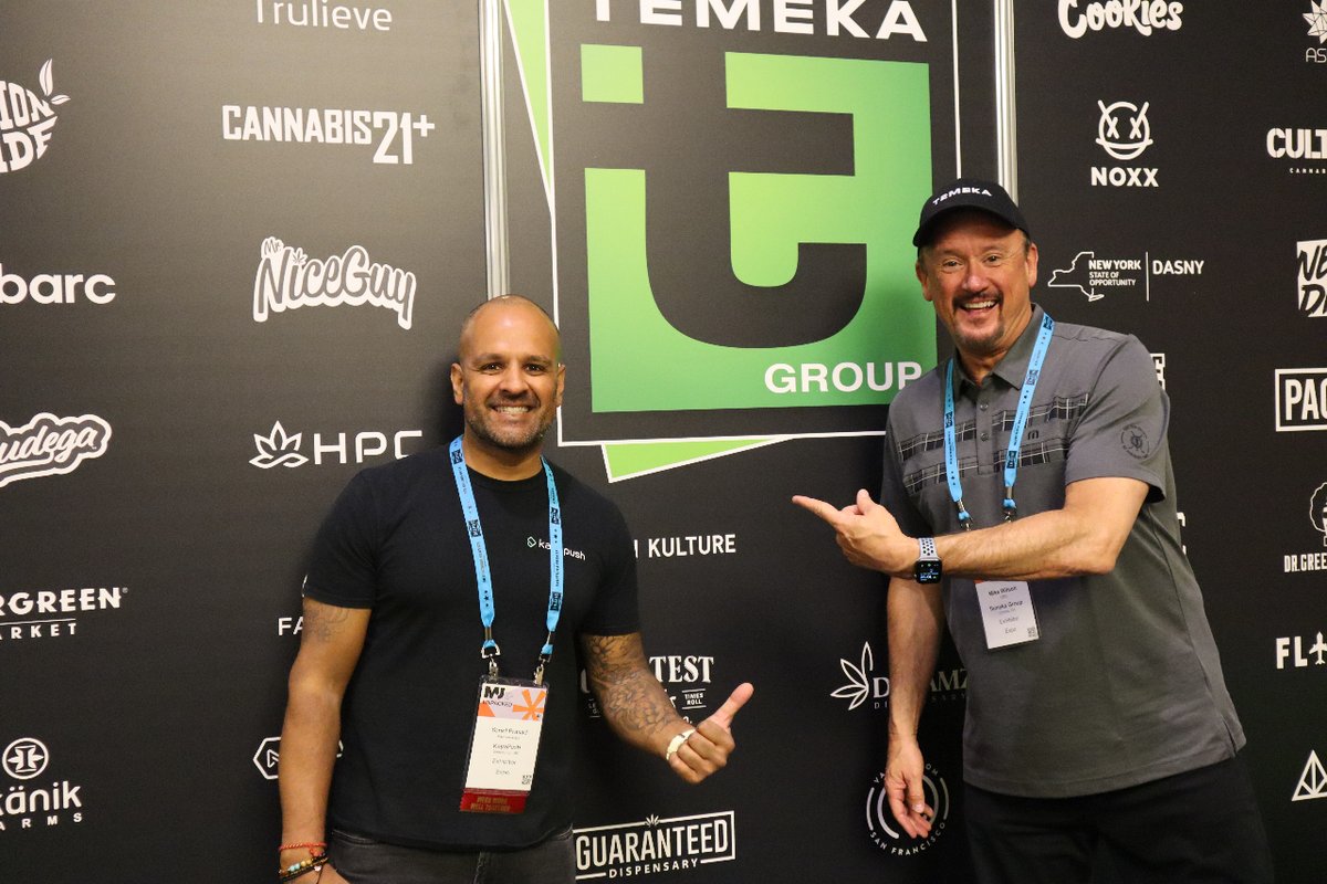 kayapush's tweet image. Great time at #MJUnpacked last week with our partners and meeting new people. We can't wait for the next event! 
#KayaPush #Partnerships
@TemekaGroup