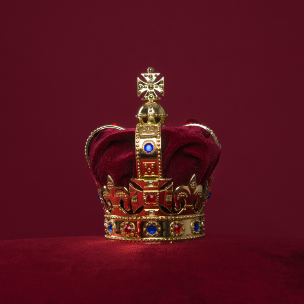 Cfield_Wchoice's tweet photo. The Coronation of King Charles III is finally here - tomorrow, tune into BBC and get your Union Jack flags at the ready!  Also, for those who will be having street parties, make sure that you have enough scones and crumpets for everybody 💃🧁 https://t.co/W52t7yklcz