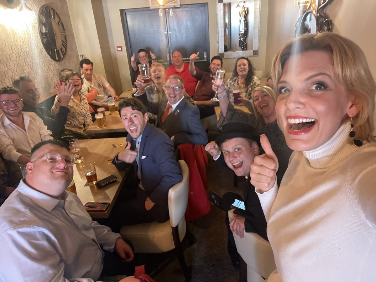 SamanthaNiblet4's tweet photo. And the pub afterwards.

As we watch more results roll in.

Gosh today has felt good. Winning feels nice. Especially as we know we’ll do more to help people than Tories ever will. 

#LocalElection2023 #LocalElection #VotedLabour #Celebrations https://t.co/uaVdAfspd0