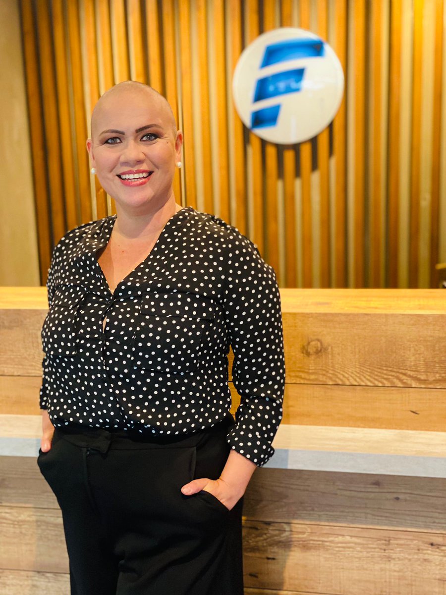 Profunda admiración a mi compañera <a href="/diazaqui/">Mabel Díaz</a> quien todo los días nos sigue informando, y dando una visibilidad tremenda a pacientes que siguen un difícil tratamiento.  
Gracias por tu ejemplo y hermosa sonrisa Mabelita churra!!!