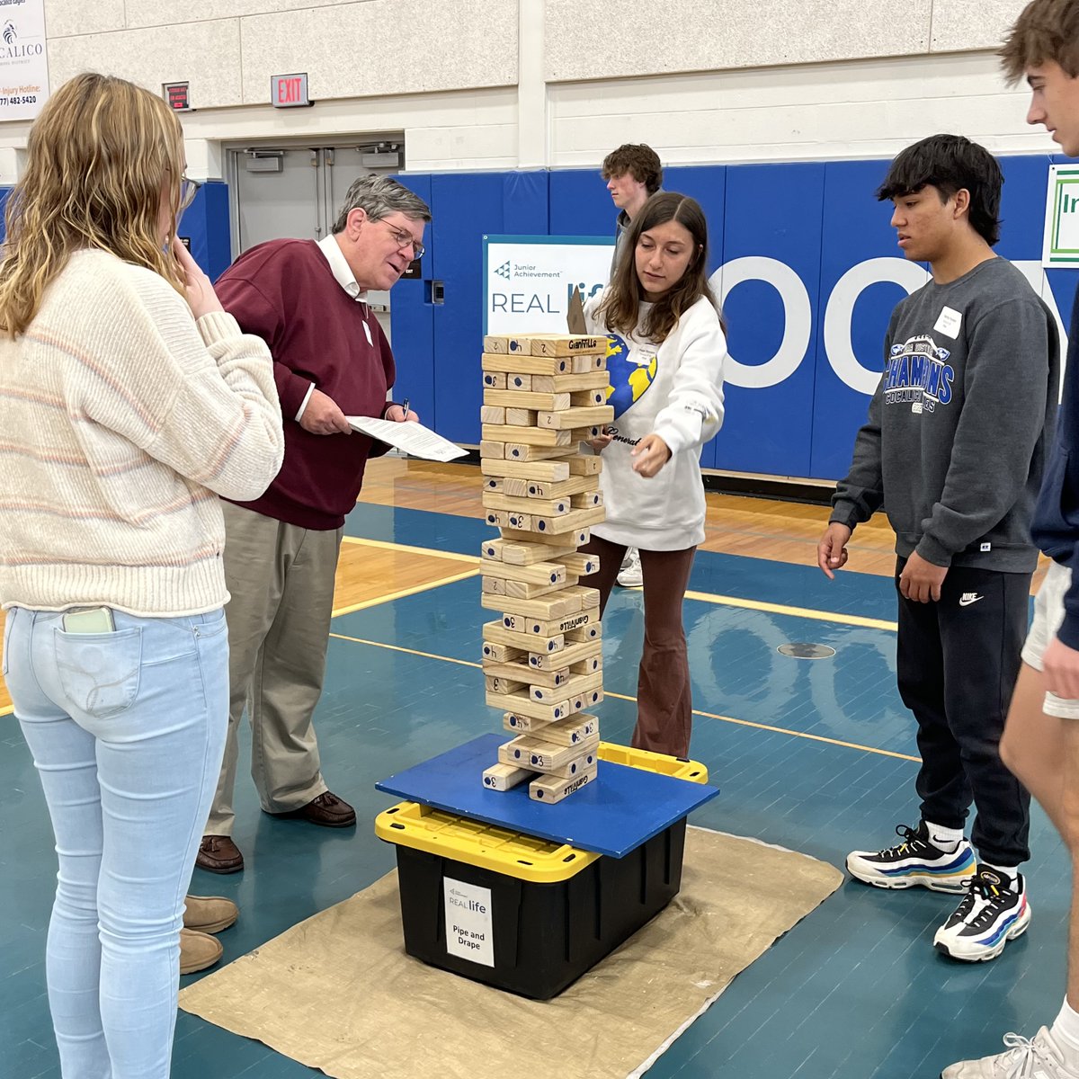 CocalicoSD's tweet photo. Lessons in REAL Life! That's what @CocalicoHS  students received today during the @JASCPA REAL Life Financial Literacy Forum.

Thanks to the many volunteers for making this worthwhile day a reality! #EaglePACT https://t.co/IpBG5JJeUx