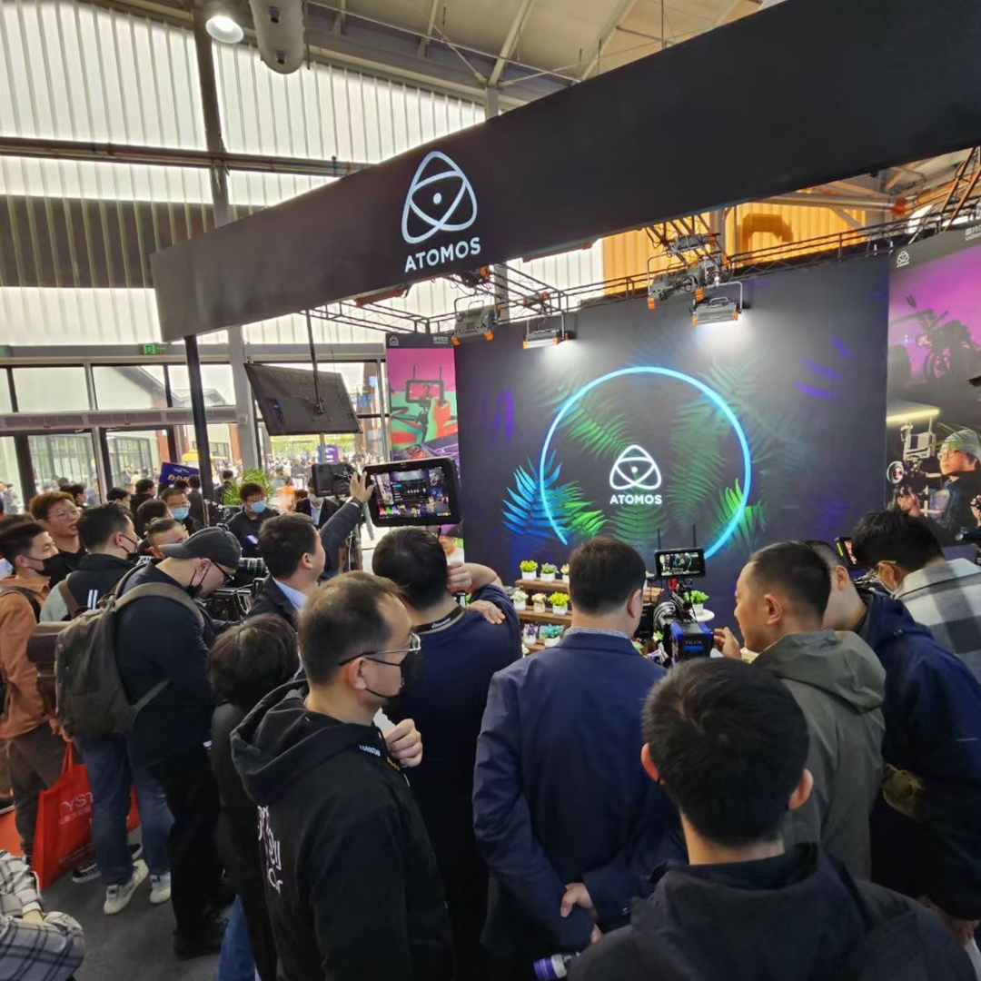 AtomosGlobal's tweet photo. Thanks to everyone who joined us at the Content Broadcasting Network (CCBN) exhibition, the first large-scale exhibition in China in 3 years. CCBN showcases the latest innovations in broadcasting technology and content creation.
#ATOMOSCONNECT #ShogunCONNECT #CCBN #CCBN23 #R3D https://t.co/1VwYS3eMNG