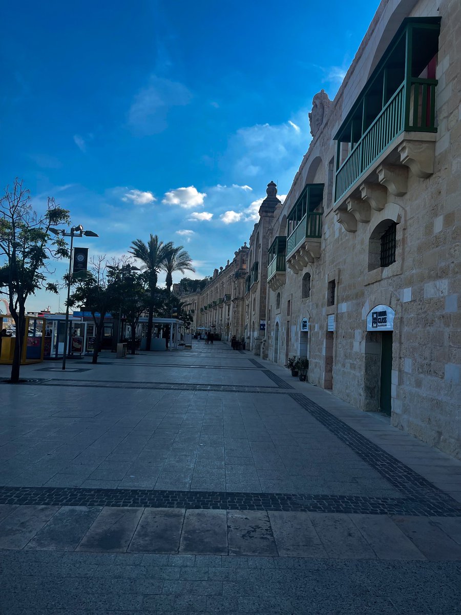 rootsdarlinggg's tweet photo. Last day in malta @forrestleigh @EUErasmusPlus #Erasmus23 #erasmus https://t.co/yEFVcnAKLa