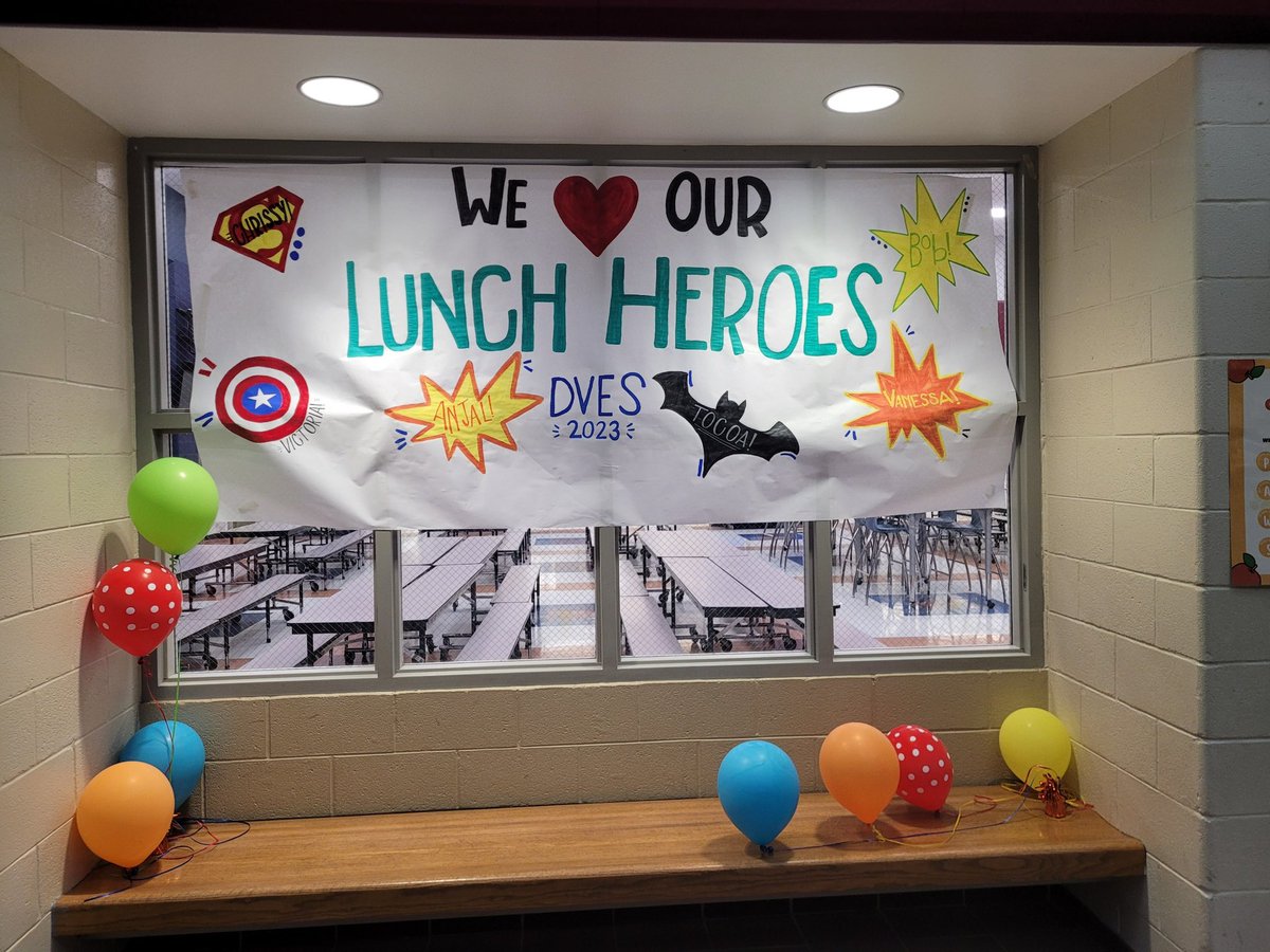 Everyone <a href="/DeerValleyElem/">Deer Valley ES</a> <a href="/HooverSchools/">Hoover City Schools</a> dressed up in honor of the Cafeteria Heroes for School Lunch Hero Day!  #SLHD23 #SchoolLunchHeroDay <a href="/SchoolLunch/">SchoolLunch</a> #breakforaplate