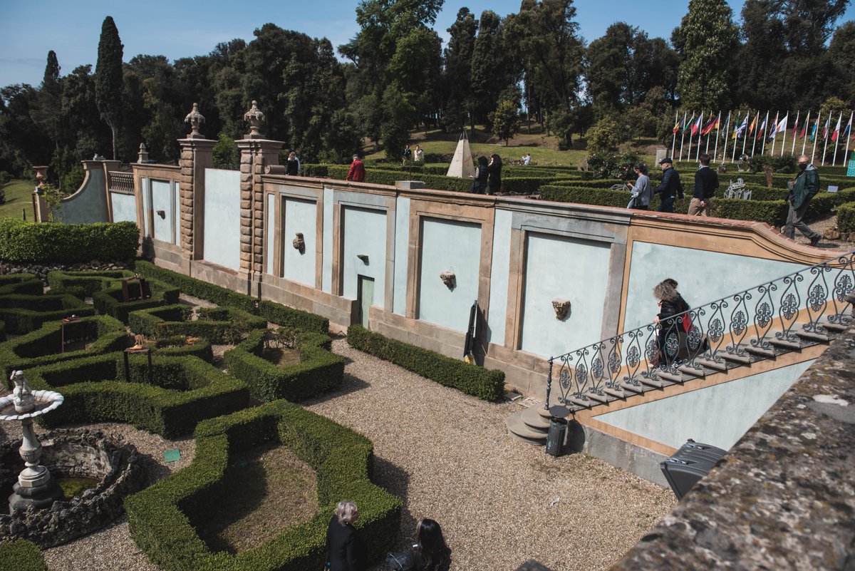 Festivaldeuropa's tweet photo. 🇪🇺 #SOU4YOU #FdE2023
Highlights 6 maggio:
➡️Open Day Archivi Storici dell'UE @EUI_HistArchEU Villa Salviati
➡️ #NotteBlu @EuropeDirectFI @RFKItalia @fondmegalizzi
➡️Concerto #OrchestraErasmus, Teatro Niccolini
➡️Consultazioni Poetiche, attività Spazio #ErasmusPlus @ErasmusPlusInd https://t.co/XUaMZX9rk5
