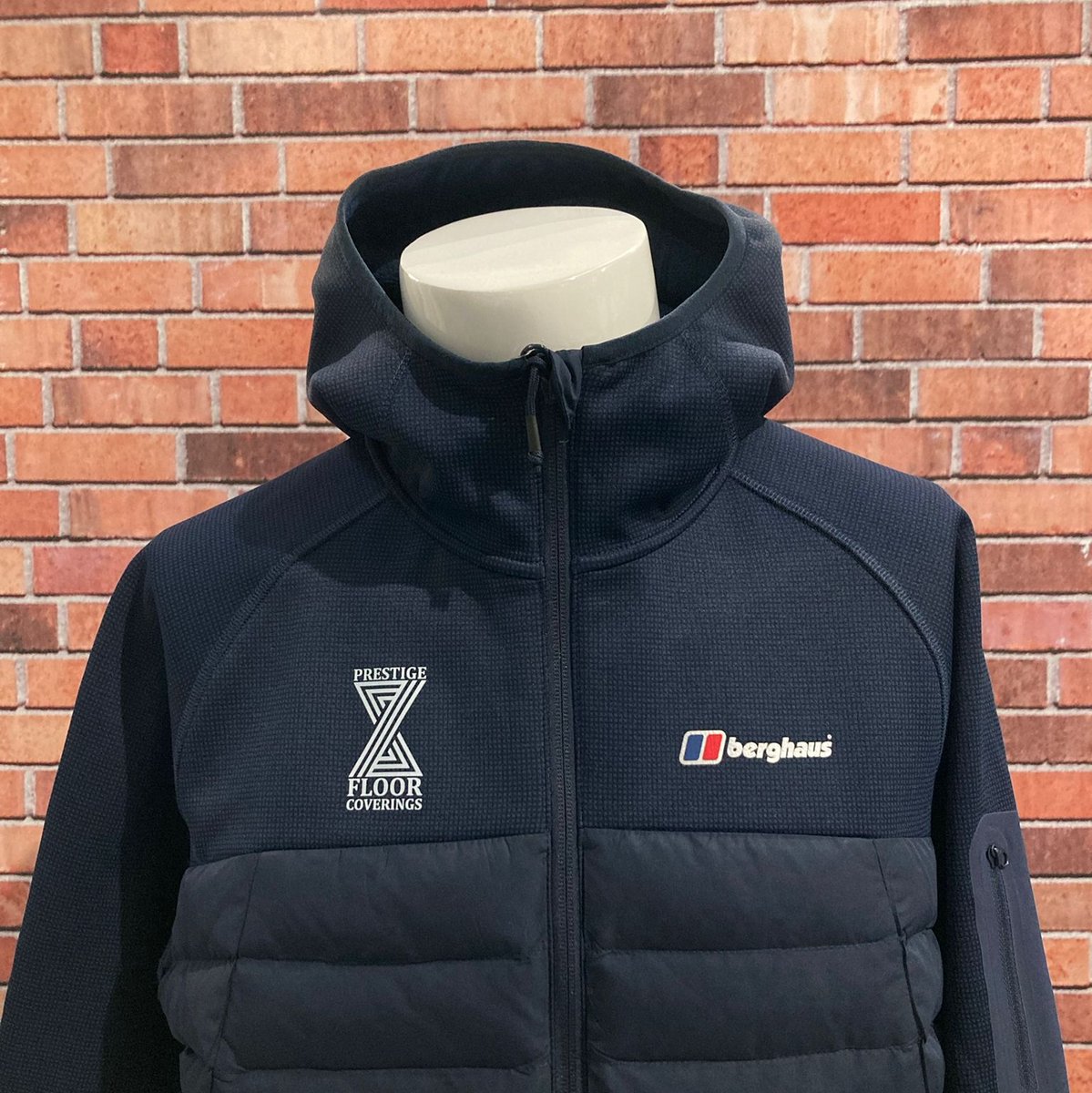 ScribesDigital's tweet photo. We kitted out Prestige Floor Coverings in new uniforms including padded jackets, hi-vis and t-shirts 🦺 https://t.co/ZnVV9Xu2GW
#scribesdigital #scribes #hull #kingstonuponhull #print #printing #workwear #uniforms #garments #fastturnaround #smallbusiness #supportlocal https://t.co/9REOqNfeUQ