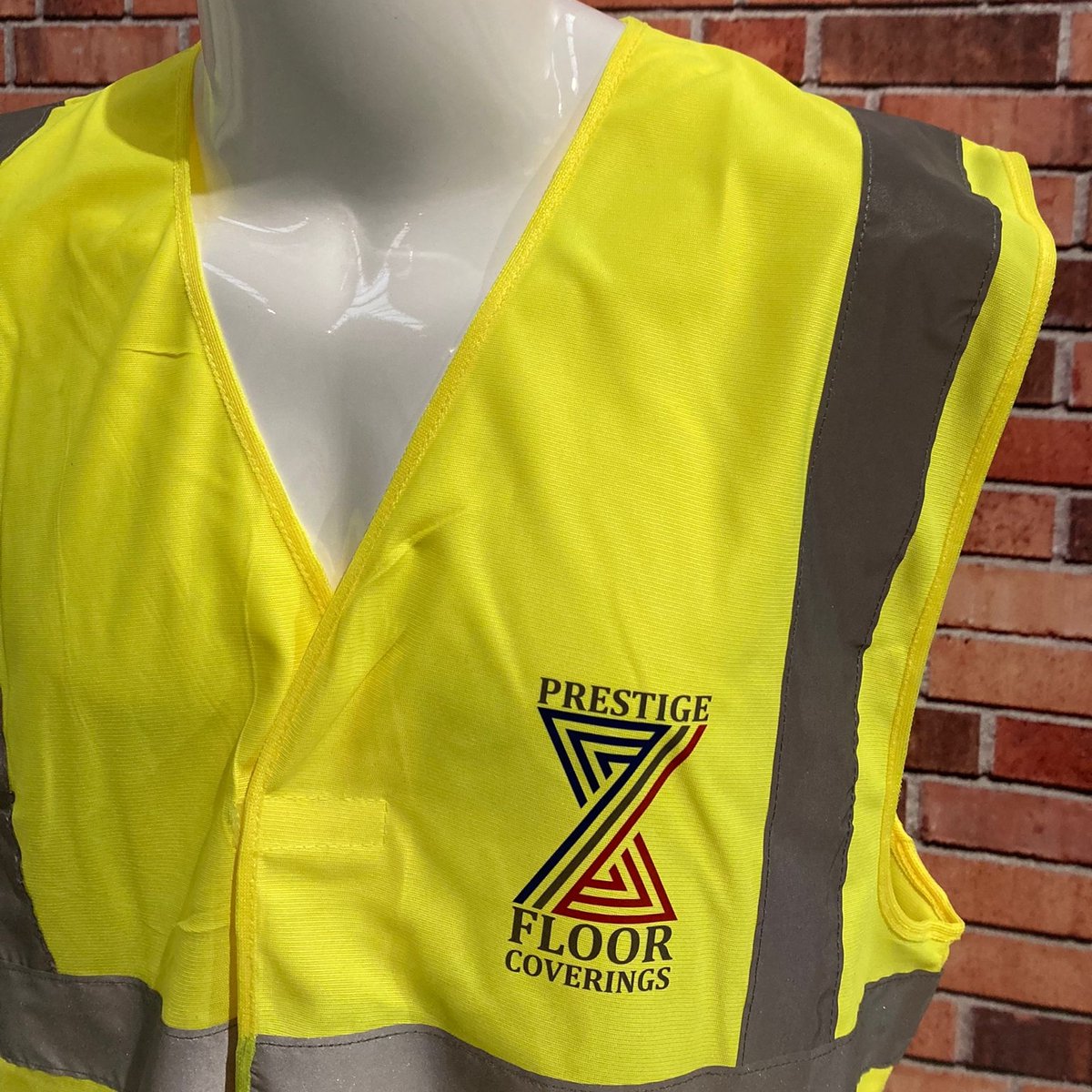 ScribesDigital's tweet photo. We kitted out Prestige Floor Coverings in new uniforms including padded jackets, hi-vis and t-shirts 🦺 https://t.co/ZnVV9Xu2GW
#scribesdigital #scribes #hull #kingstonuponhull #print #printing #workwear #uniforms #garments #fastturnaround #smallbusiness #supportlocal https://t.co/9REOqNfeUQ