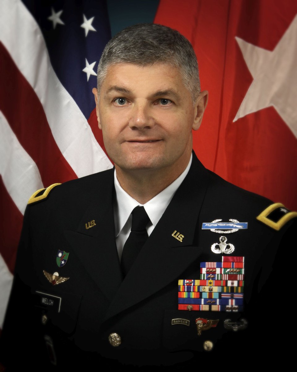 GovNedLamont's tweet photo. It is an honor for me to announce today that I am nominating retired US Army Brigadier General Ron Welch to serve as commissioner of the Connecticut Department of Veterans Affairs.

General Welch has more than 40 years of military service. He is an excellent fit for the position. https://t.co/IN8mRkr4Qn
