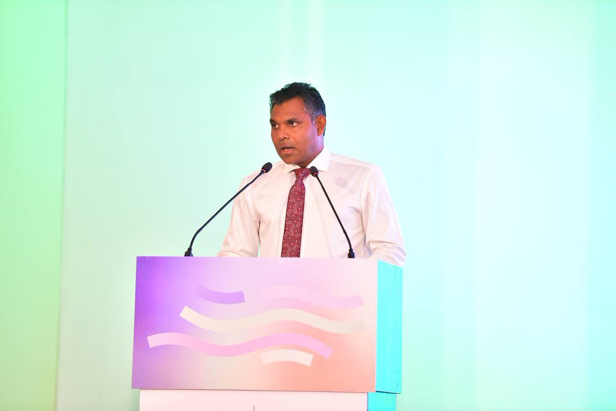 MoHmv's tweet photo. ޕްރައިމަރީ ހެލްތުކެއަރ އާލާކޮށް ހަރުދަނާކުރުމުގެ  މަސައްކަތް ފެށުމުގެ  ރަސްމިއްޔާތުގައި ނައިބު ރައީސް  @FaisalNasym  ވާހަކަފުޅު ދެއްކެވުން - ފ.އަތޮޅު 
#PrimaryHealthCare #HealthyFuture #DhulhaheyoJeeleh https://t.co/oWwlvFLHtq