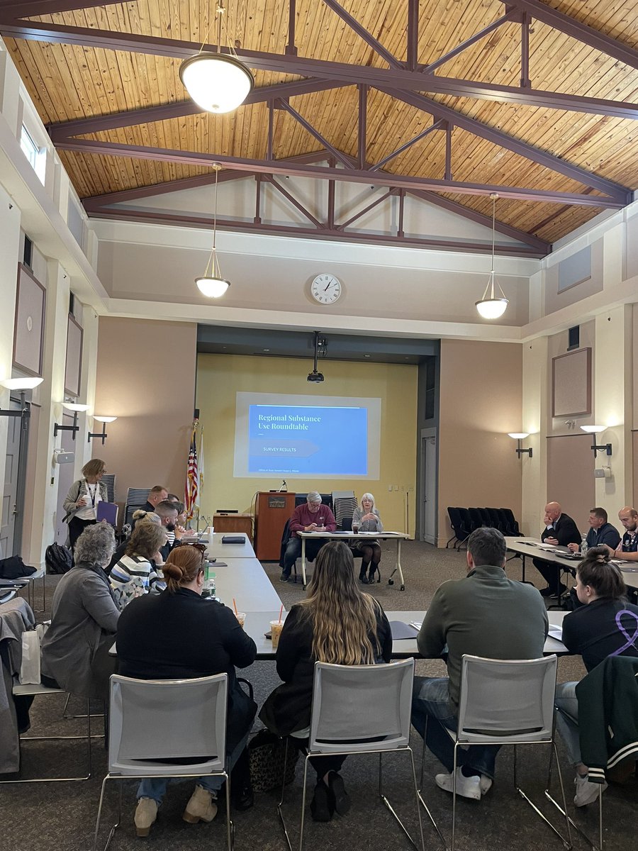 SenSusanMoran's tweet photo. Just getting started here at @PlymouthLibrary for our second #substanceuseprevention roundtable! 

Looking forward to hearing from a number of knowledgeable local perspectives on the impacts of the #opioidcrisis here in #plymouthcounty. https://t.co/KUWOgLqKD3