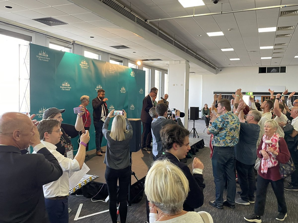The moment Labour gets overall control on Brighton and Hove council 🥳❤️🙌

The first time our city has trusted one party with outright control for over 20 years.

Residents have placed their trust in us to deliver for our city - their priorities will always come first.