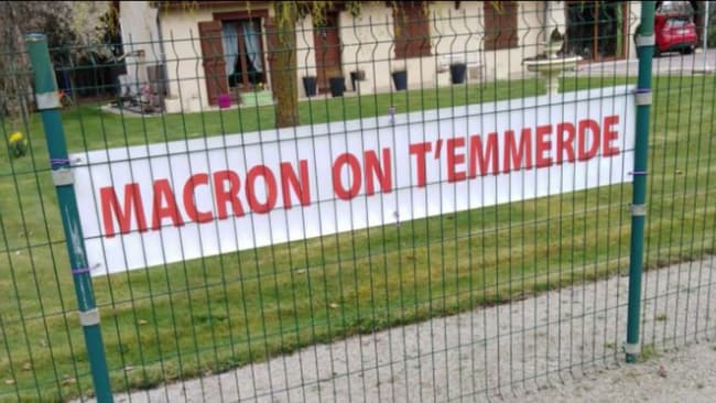 Que pensez-vous de ma nouvelle bannière ? 🤭

#MacronOnTEmmerde