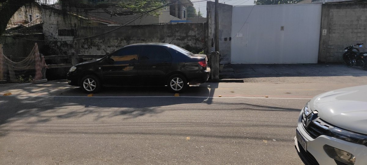 callazzans's tweet photo. Ciclovia concluída, e nada de a prefeitura atuar, obras para inglês ver... Cadê a Nittrans? https://t.co/JDmqGL9jnZ