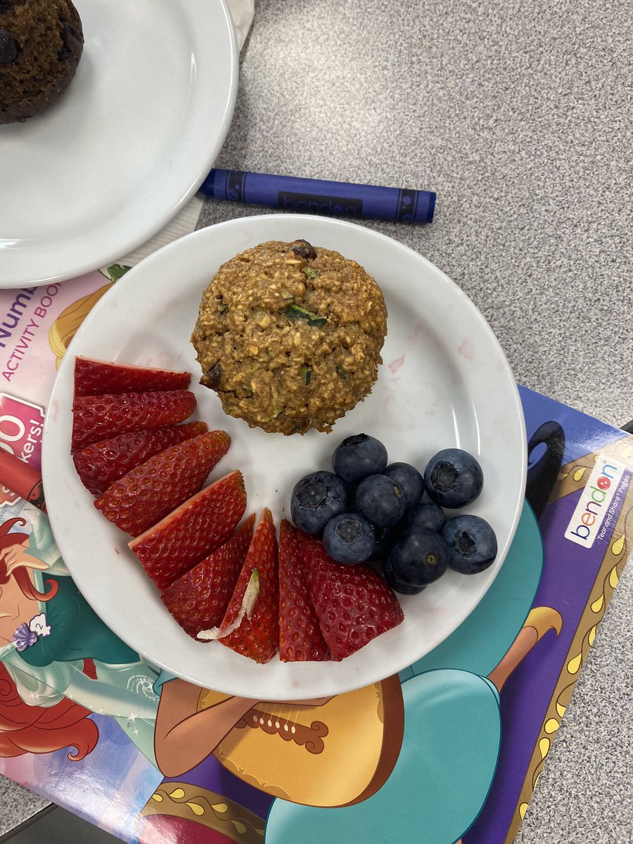 STAFlames's tweet photo. The HFA4U class had some visitors to try out their hidden veggie dishes they made for their Meal Appeal for Preschoolers lesson. https://t.co/c76O8hz38s