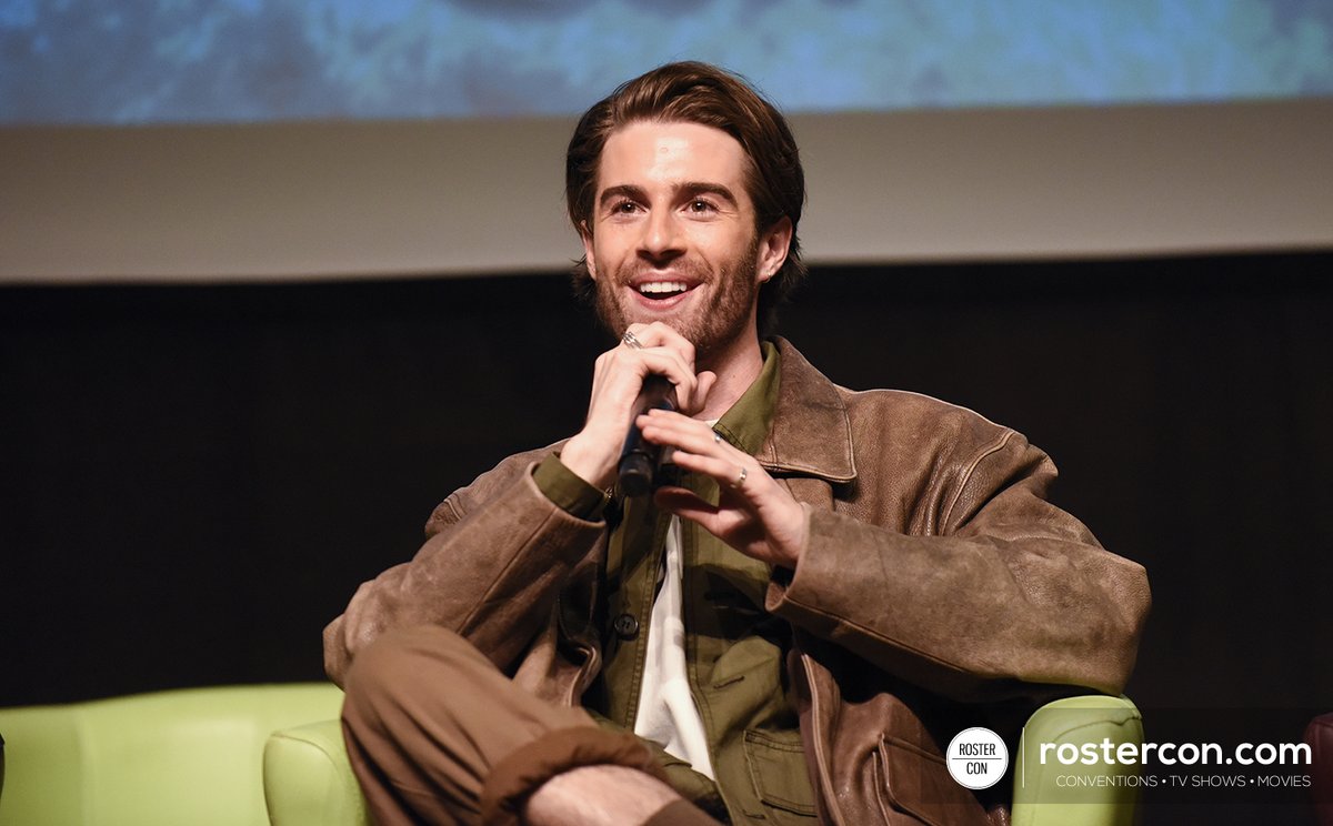 RosterCon's tweet photo. #TheLandCon5 - 27 photos du panel avec Alexander Vlahos et Joey Phillips sont disponibles sur notre site. / 27 photos from the Q&A with Alexander Vlahos and Joey Phillips are available on our website. #Outlander #TLC5 #TheLandCon
📷 https://t.co/SHFT9Nncvh https://t.co/4233oCjUQW