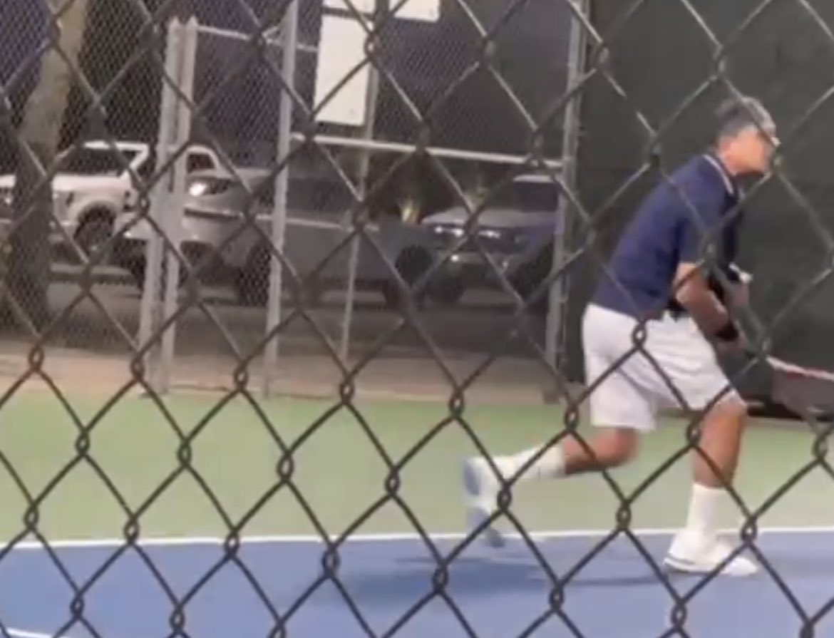 asinghal_ubuntu's tweet image. Tennis as radical presence and interplay of body, mind, emotions, and spirit!