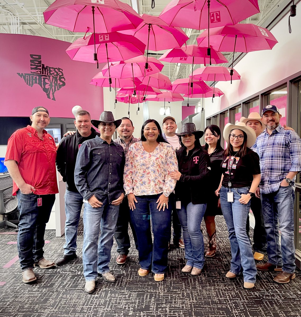 @MissionTXperts hosted @CathyPCastro Total Experience Mgr. representing Puerto Rico. Two amazing teams, strengthening partnerships to be best in the world at connecting our customers to their world. 🇵🇷#CincoDeMayo @Aejaz_H @csandoval111 @m_wan4life @JEMartel @SueStew92 #beyou