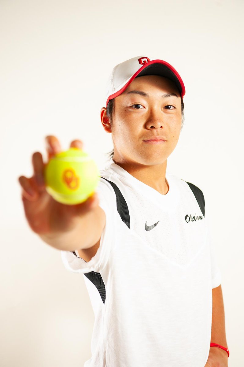 ParsaBombs's tweet photo. Asahi Harazaki (UTR 13.16) of Japan has signed with @OU_MTennis and will join the Sooners for the fall of 2023. The 18-year-old has an ITF juniors career-high ranking of #100, winning three singles and five doubles titles. Also has an ATP singles ranking of #1171. https://t.co/7IwbalEPlF