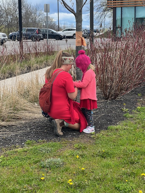 CHIGAMIK's tweet photo. Today, we honour the missing and murdered Indigenous women, girls, and two-spirit people in Canada. Join us in wearing a red dress or shirt today to raise awareness about the violence and systemic injustices that Indigenous women and girls continue to face. #RedDressDay #MMIWG2S https://t.co/IvppznO1Mv
