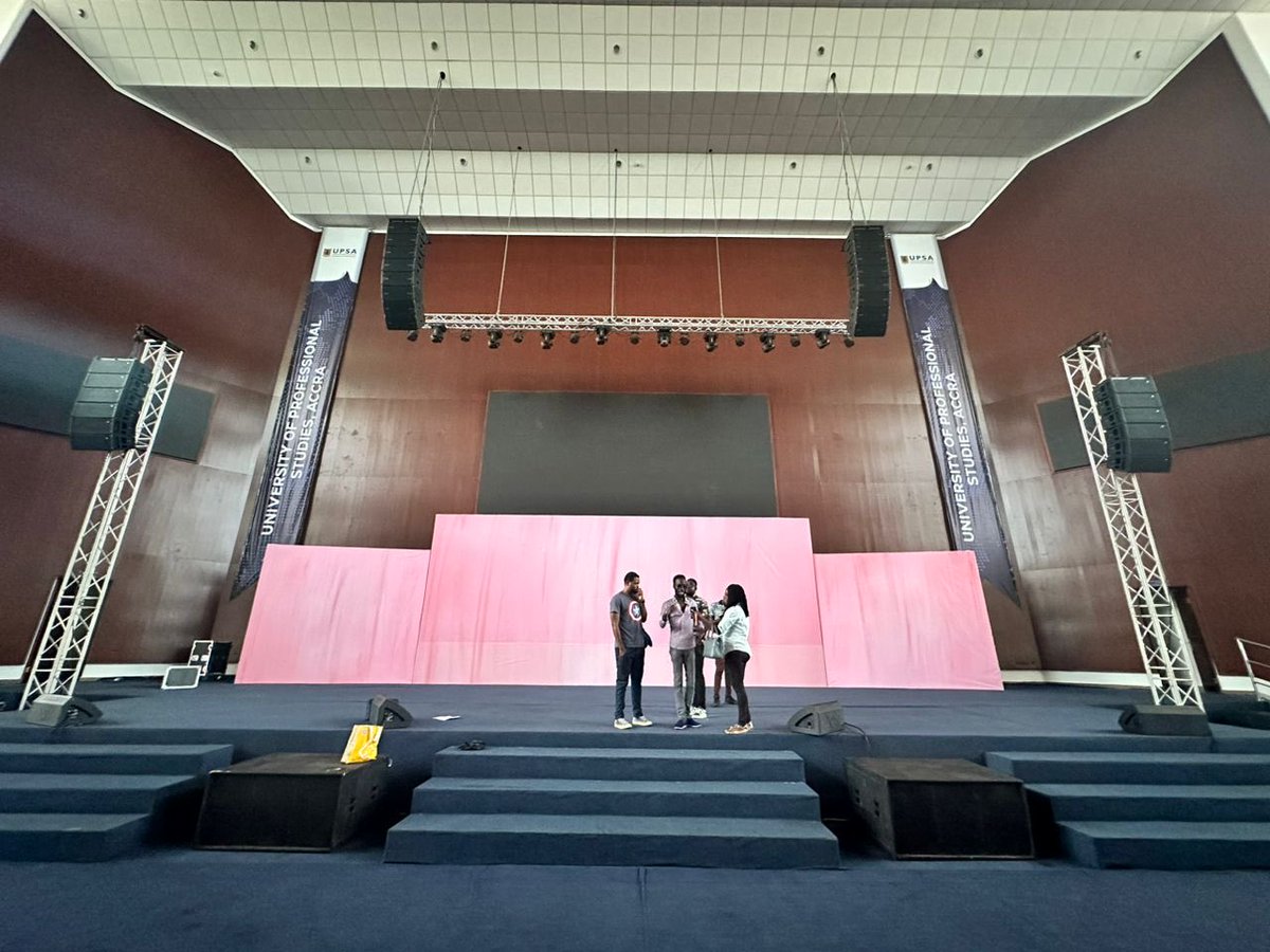 FredSwaniker's tweet photo. Getting ready to host 30,000 new students simultaneously for orientation ⁦@alx_africa⁩ tomorrow. Cairo, Accra Lagos, Addis, Casablanca, Joburg, Kigali and Nairobi all at the same time! Unleashing African tech talent at #scale..⁦@jbarbier⁩ https://t.co/PNPUoBTcYl