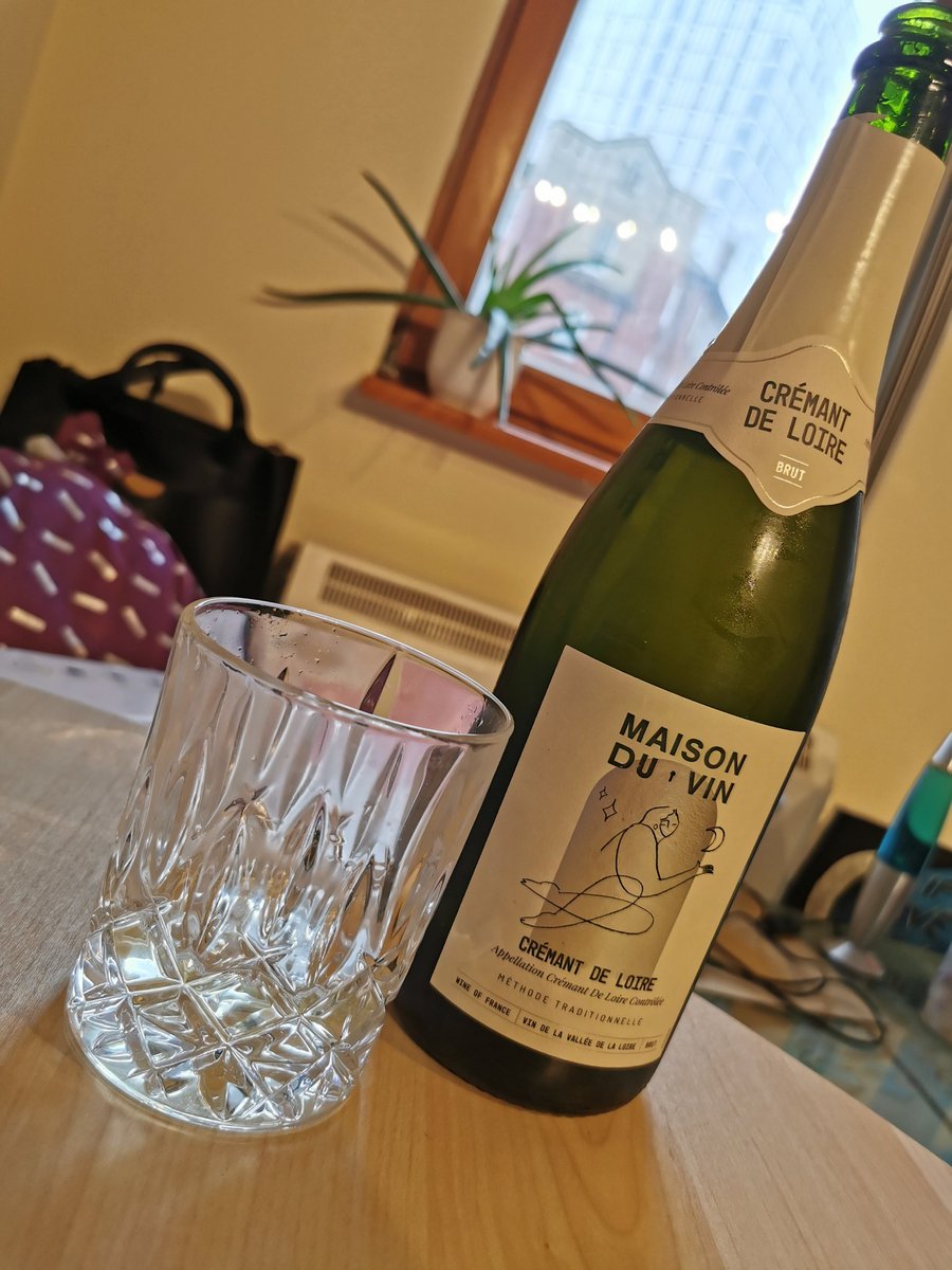 AvaiaLaw's tweet photo. From the council estate and homeless hostel to the family bar. I'm very happy to share that I have accepted an offer for #Pupillage in 2024 😁🥂

Not too shabby for a first time applicant! Thank you to everybody on and off this platform for the support 😊

(too common for flutes) https://t.co/aTe1GVjv6P