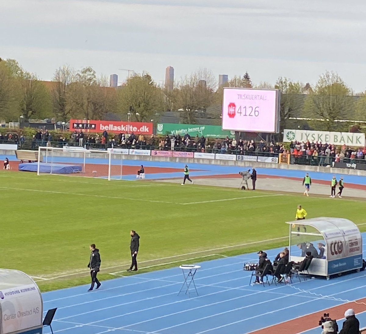 niels1526's tweet photo. 4126 tilskuere i Hvidovre til topbrag i 1. Division. Det synes jeg virkelig er flot! #1divisiondk #1division https://t.co/EMWTqRJf0I