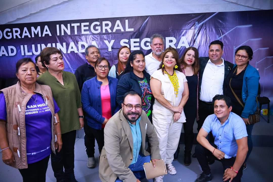 GAGUZM's tweet photo. Haciendo un gran cambió para la alcaldía!! #LaRutaEsClara 🙌🏻 https://t.co/judB9wxsxE