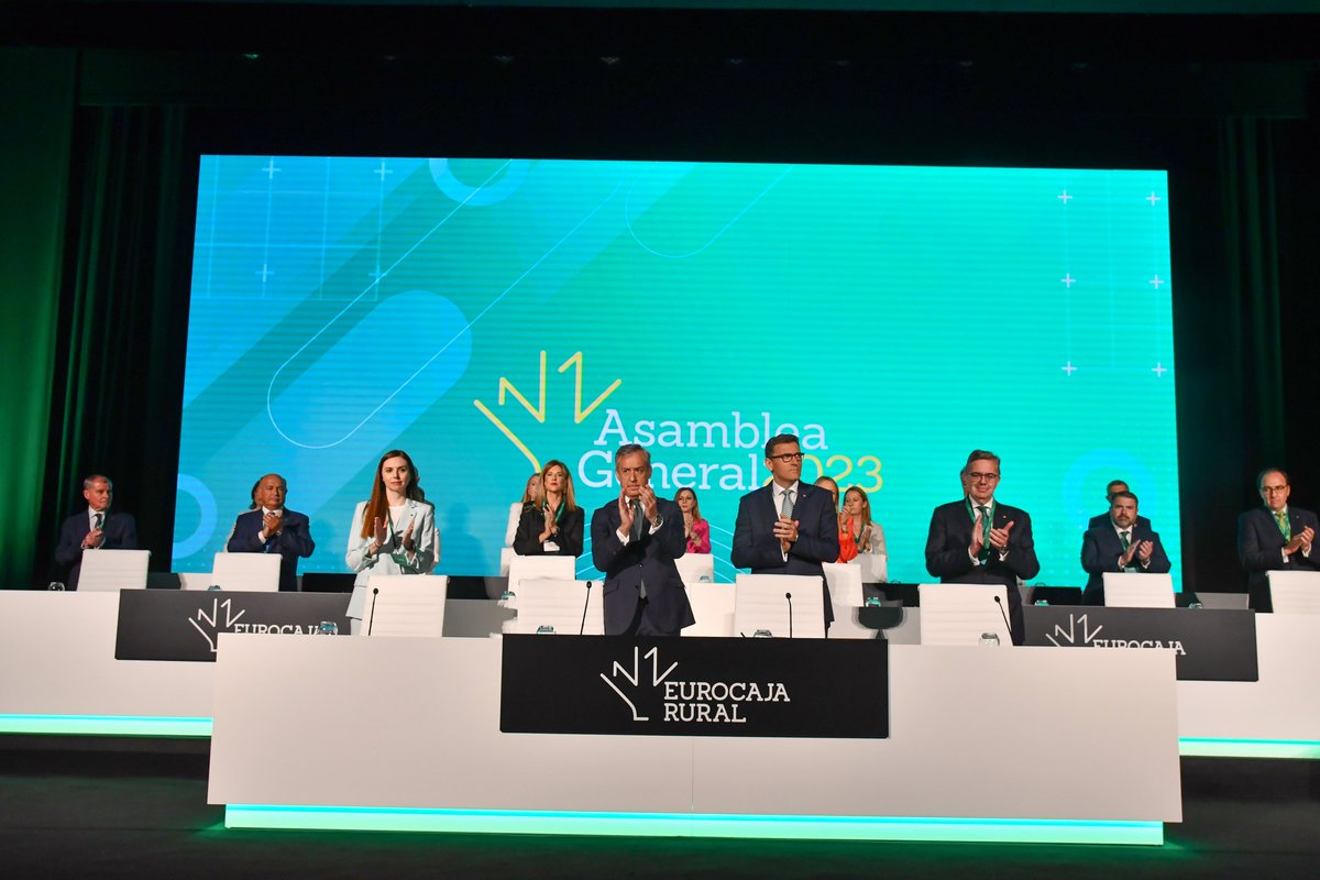 eurocajarural's tweet photo. La Asamblea General de Eurocaja Rural aprueba las cuentas de 2022 por unanimidad, respaldando la gestión y solidez de la entidad.
▶️https://t.co/70QVtYtKMn

#LaBancaQueTúQuieres💚 https://t.co/jG7AXBYRVw