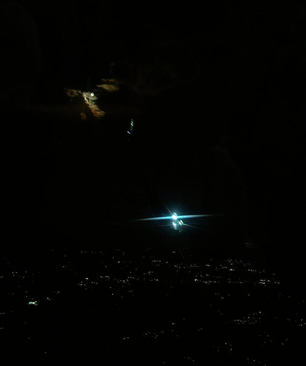 Moon 😍 #Flightview