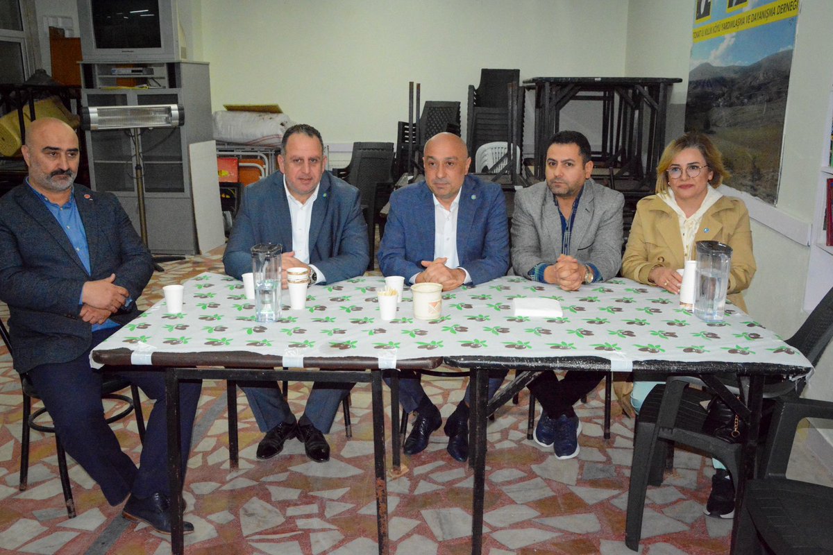 alicoskuntr's tweet photo. Maltepe İlçe Başkanımız @YagizBayraktar , milletvekili adayımız @sevim61038195 ve İBB meclis üyemiz @KayaUluer ile birlikte Tokat İli Killik Köyü Yardımlaşma ve Dayanışma Derneği'ni ziyaret ettik. Dernek Başkanı Ali Abbas Gülmez'e sıcak karşılamaları için teşekkür ederiz #AzKaldı https://t.co/DaQ7fTws4E