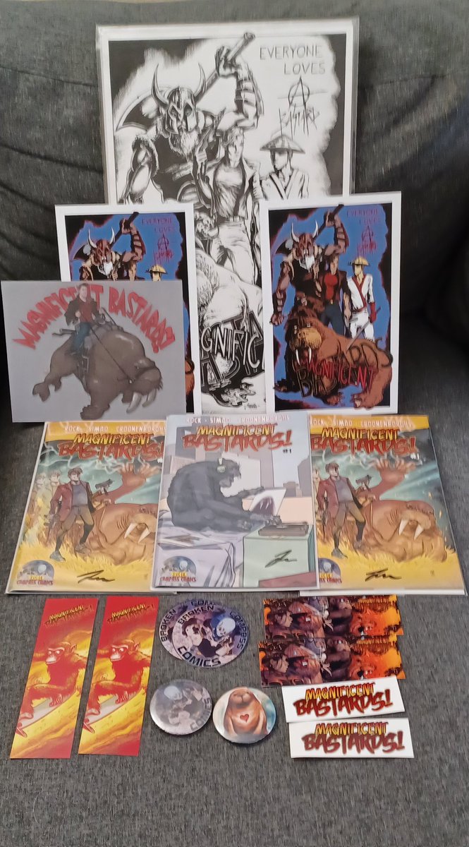 realtarx9's tweet image. #MAGNIFICENTBASTARDS  arrived yesterday by @BCompassComics #SamirSimao artist 😎
Backup artist @bigboyrobo 
@OdinDasko @jbot_art @JonMalin  @44numskull @aaronlopresti @EthanVanSciver 
#COMICSGATE fulfillment