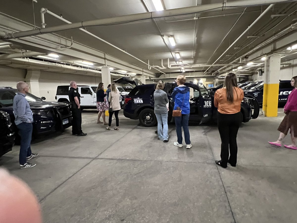 UnmachtMnCities's tweet image. Outstanding tour and briefing from Chief Liam Duggan on the work and operations of the @CityofPriorLake police department. Thank you very much for sharing and for you and your staff’s service. #HowCitiesWork @MinnesotaCities #LMCIT