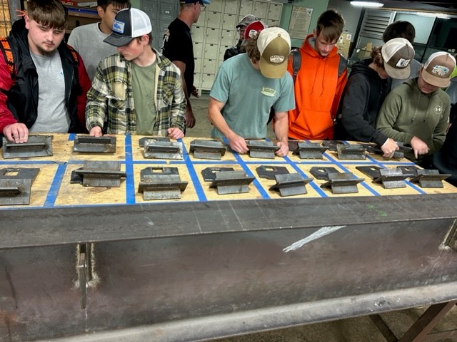 CincinnatiPort's tweet image. Port President and CEO @LauraNBrunner visited @Ironworkers44 for its Apprenticeship Competition and Open House. Thanks, Dave Baker, for hosting a great Friday morning event.