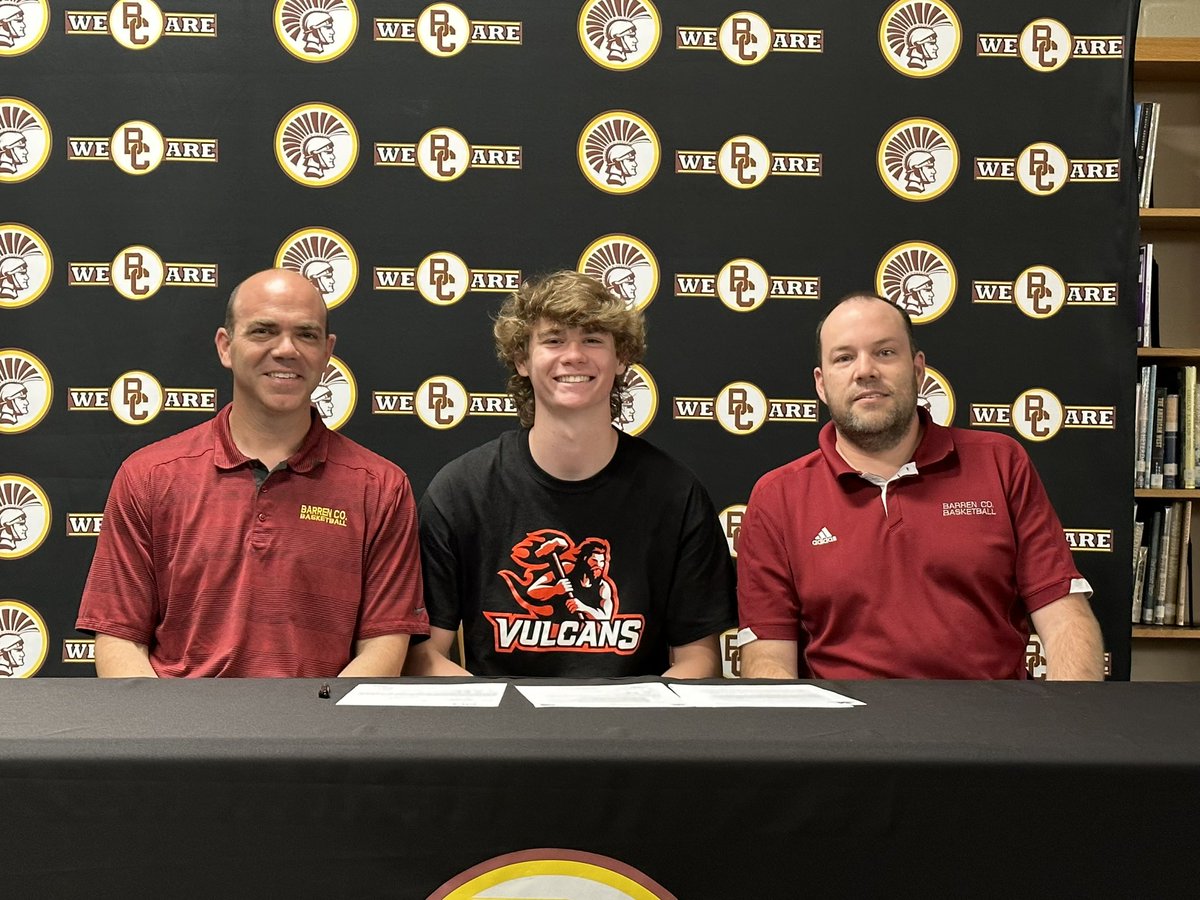 Eli Brooks signed a basketball scholarship today with California University of Pennsylvania. He has worked extremely hard for this opportunity and I know he will do great things. Very proud of him! @EliBrooks19