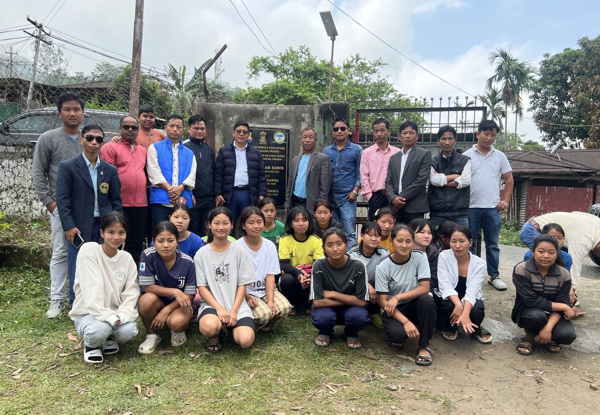 NMongku's tweet photo. Under the able leadership of @KirenRijiju 
 @PemaKhanduBJP @NatungMama,Director &amp; Secretary sports, Open Air Gym has been successfully installed at Hangpan Dada Park Khonsa. Highly thankful for their support. @anirudhssingh @SportsDept_GoA  @OfGoap https://t.co/rahfMMpPnv