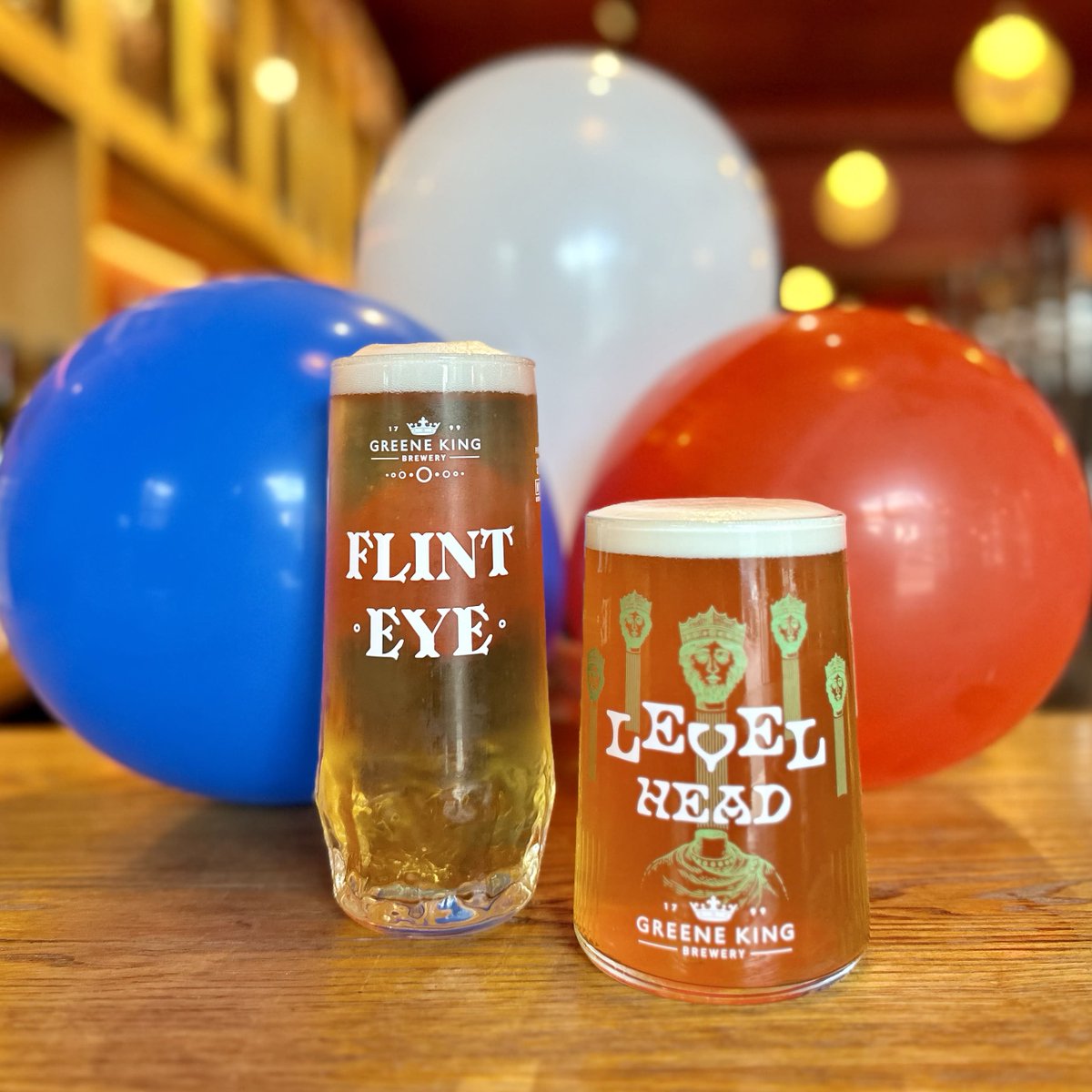 TeddingtonArms's tweet photo. Coronation weekend is here π
What better way to celebrate than with a pint of Level Head or Flint Eye?!?
#coronation #bankholidayweekend #kingscoronation #levelhead #flinteye #greeneking #urbancore #teddington #highstreet https://t.co/VBaD9scfGr