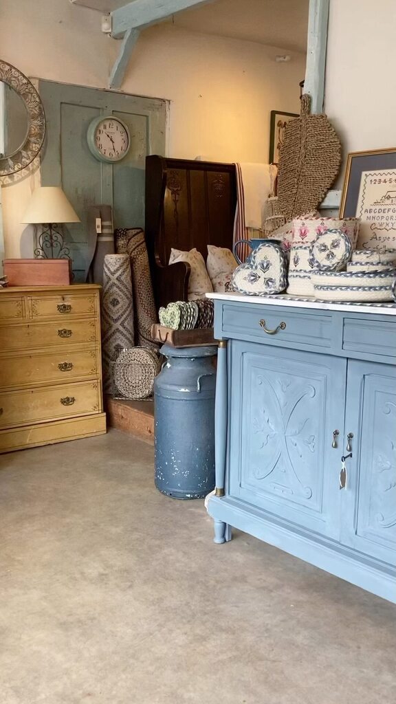 sourcegoose's tweet photo. Heading into another long weekend wouldn’t be the same without your Friday virtual visit to Source for the Goose! You will see I’ve been sourcing some lovely new bits for your delight this week. Whatever your plans are for the bank holiday, enjoy yoursel… https://t.co/B2tkUHR8o6 https://t.co/qW4eTWrvay