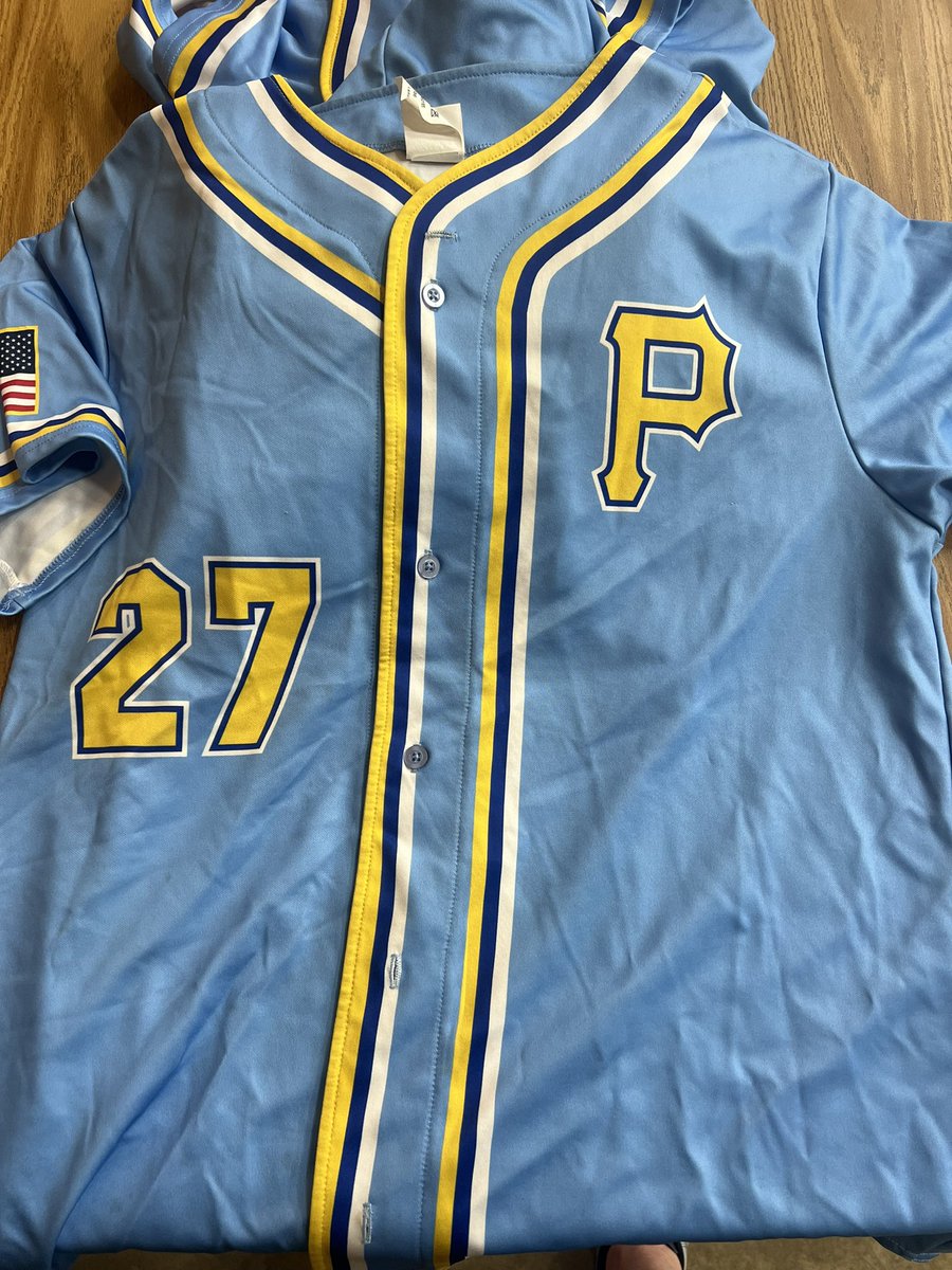 CoachCoots44's tweet photo. @_mdw235 Going with the baby blue today for 2nd round!! https://t.co/0iHHssEXls