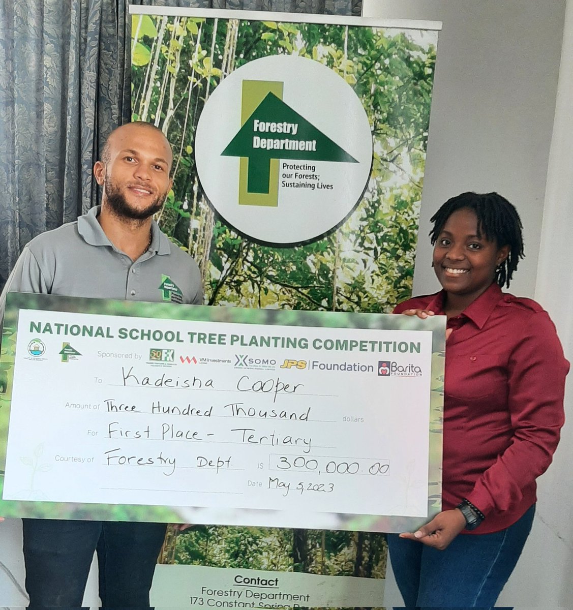 ForestryDeptJa's tweet photo. The winner of the Tertiary Level of the National School Tree Planting Competition is Kadeisha Cooper, student of @UTechJamaica.
The Lister Mair Gilby High School for the Deaf placed second in the Secondary Level.

Cash prizes were sponsored by #forestrydeptja and @JPSFoundationJa https://t.co/OHURdzdInS