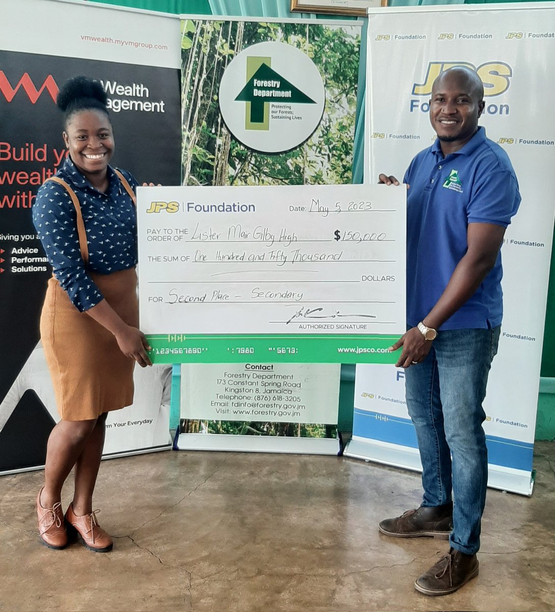 ForestryDeptJa's tweet photo. The winner of the Tertiary Level of the National School Tree Planting Competition is Kadeisha Cooper, student of @UTechJamaica.
The Lister Mair Gilby High School for the Deaf placed second in the Secondary Level.

Cash prizes were sponsored by #forestrydeptja and @JPSFoundationJa https://t.co/OHURdzdInS
