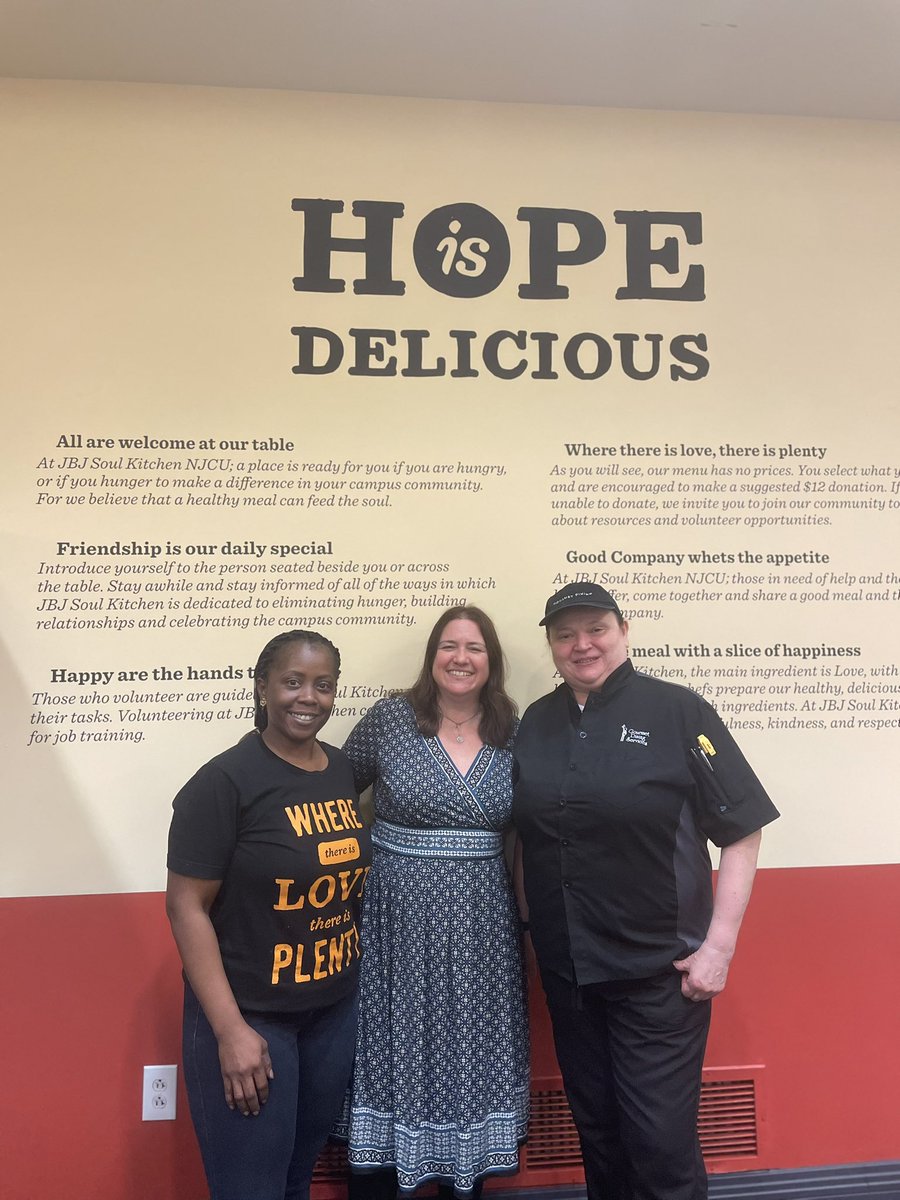 Smiles206's tweet photo. We will miss our friends Debbie, Shaquana, and the amazing Chef Maria. Cooking up hope at @NJCUniversity. Last meal of the semester is on May 15th. Have no fear they will be back in the Fall. #Hopeisdelicious #JBJ #JBJSK #NJCU https://t.co/HbkzZypM0n
