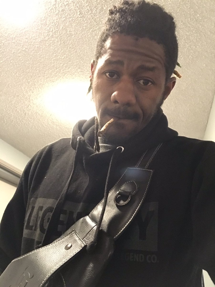 LegendTh3Gr3at's tweet photo. How Pull Up to the House …. 😤
#cannabis #canabiscomunity #420 #LGND #Cannaland #Mmemberville #rasta #kush #weed #stoner https://t.co/T94kGSue3g