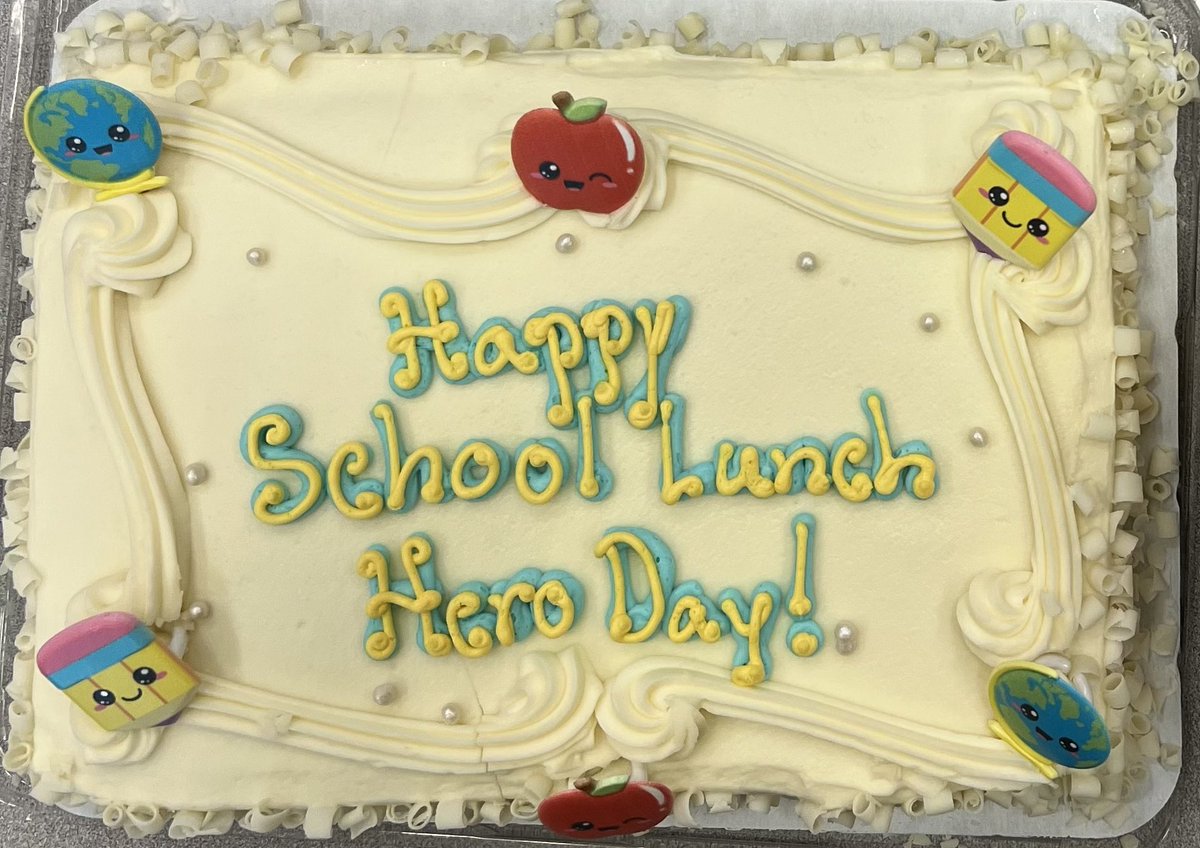 Heroes <a href="/RFBumpus/">Bumpus Middle School</a> <a href="/HooverSchools/">Hoover City Schools</a> are sweet!! 🍰#SLHD23 #SchoolLunchHeroDay