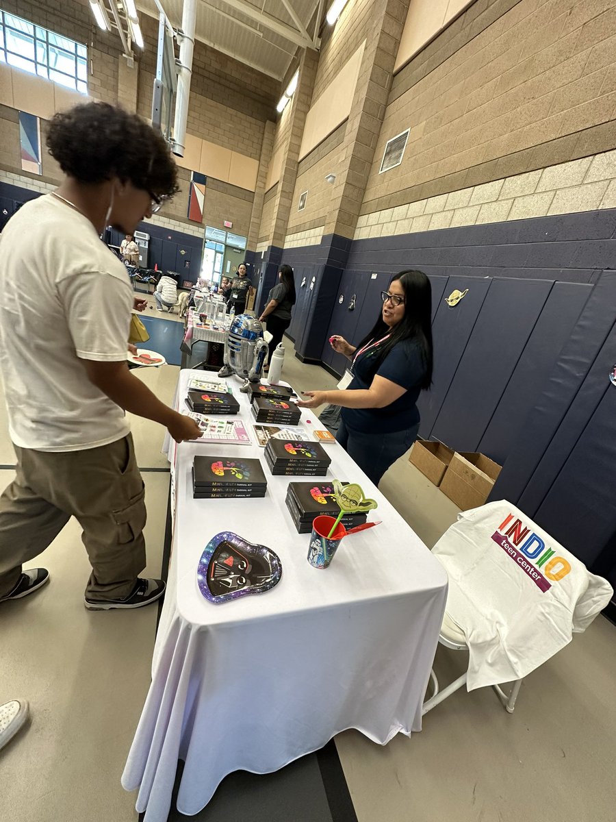 horizoncoyotes's tweet photo. Thank you for supporting our Mental Health Wellness event. Lots of great resources and connections. #horizoncoyotes https://t.co/w4NWKAGp2w