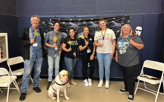 horizoncoyotes's tweet photo. Thank you for supporting our Mental Health Wellness event. Lots of great resources and connections. #horizoncoyotes https://t.co/w4NWKAGp2w
