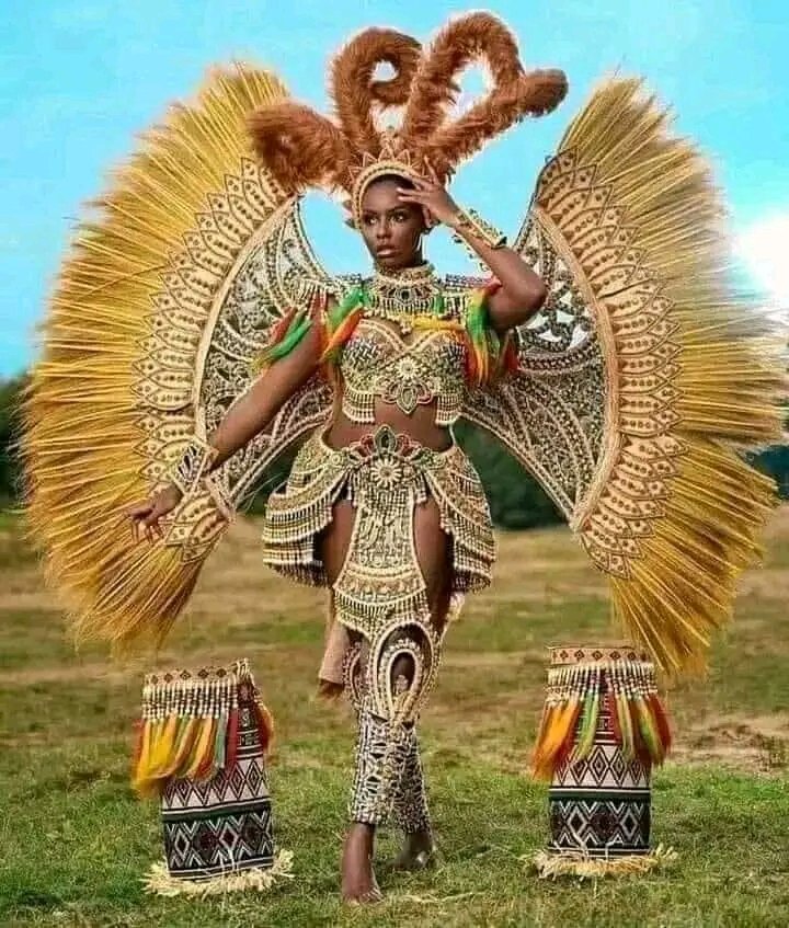Amorenisaac's tweet photo. Culture is beautiful. https://t.co/xGbWy9jYLh