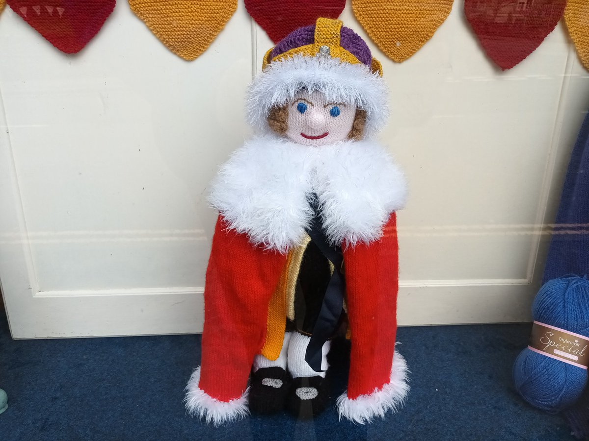 Castle Stores - The Bentleys Wool Shop tweet media