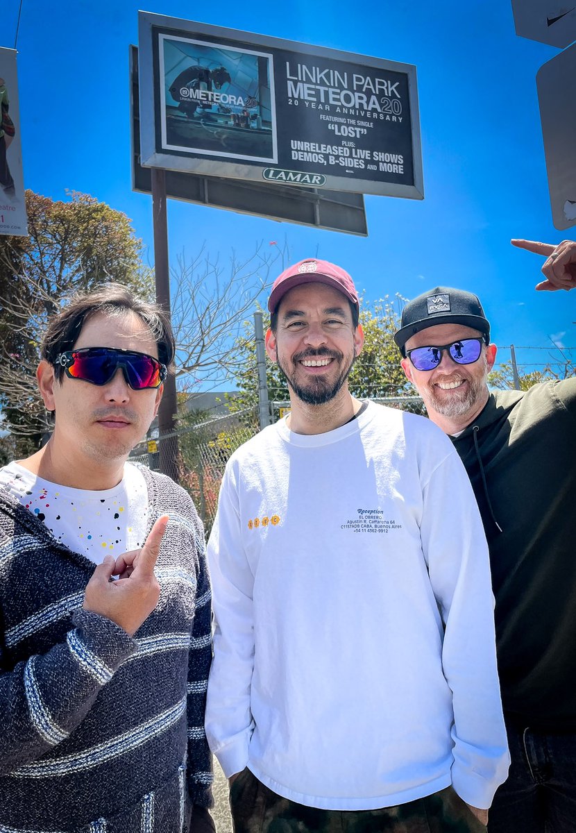 LINKIN PARK tweet media