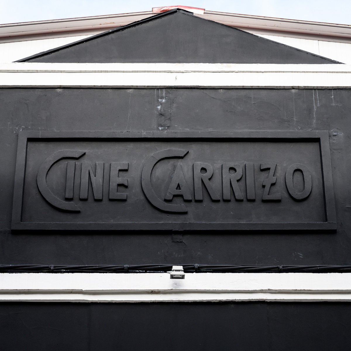 Cine Carrizo // C. Marqueses de Sta. María de Carrizo n° 4 // Carrizo de la Ribera // León 

Toda la historia, en instagram 👇🏻📸
instagram.com/ele.mayuscula.…

Fotos: <a href="/Txema_Ramos/">Txema Ramos</a> 

<a href="/patrimografico/">Red Ibérica en Defensa del Patrimonio Gráfico</a> #patrimoniografico #leonesp #tipografia #rotulos #rotulandia #signs #photography