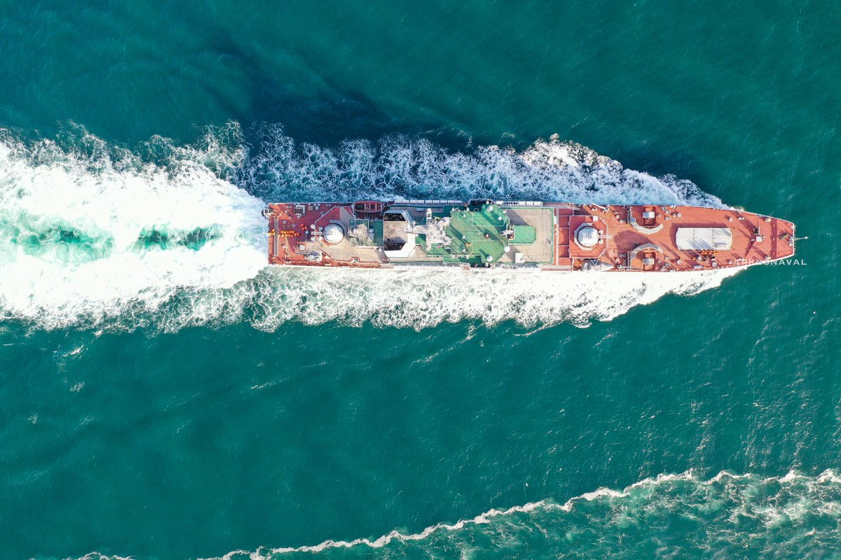 Russian large landing ship Ropucha class 142 Novocherkassk.